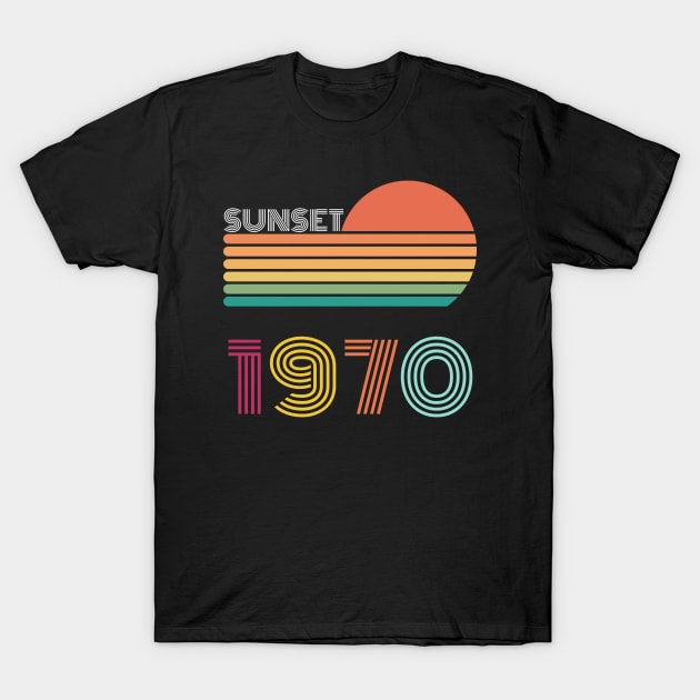 Sunset Retro Vintage 1970 T-Shirt by Happysphinx